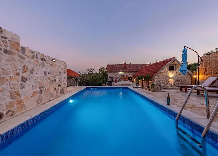 Kuca Za Odmor Kamen *