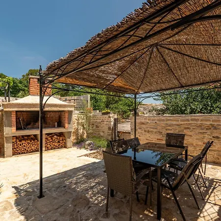 Ferienhaus Kuca Za Odmor Kamen *